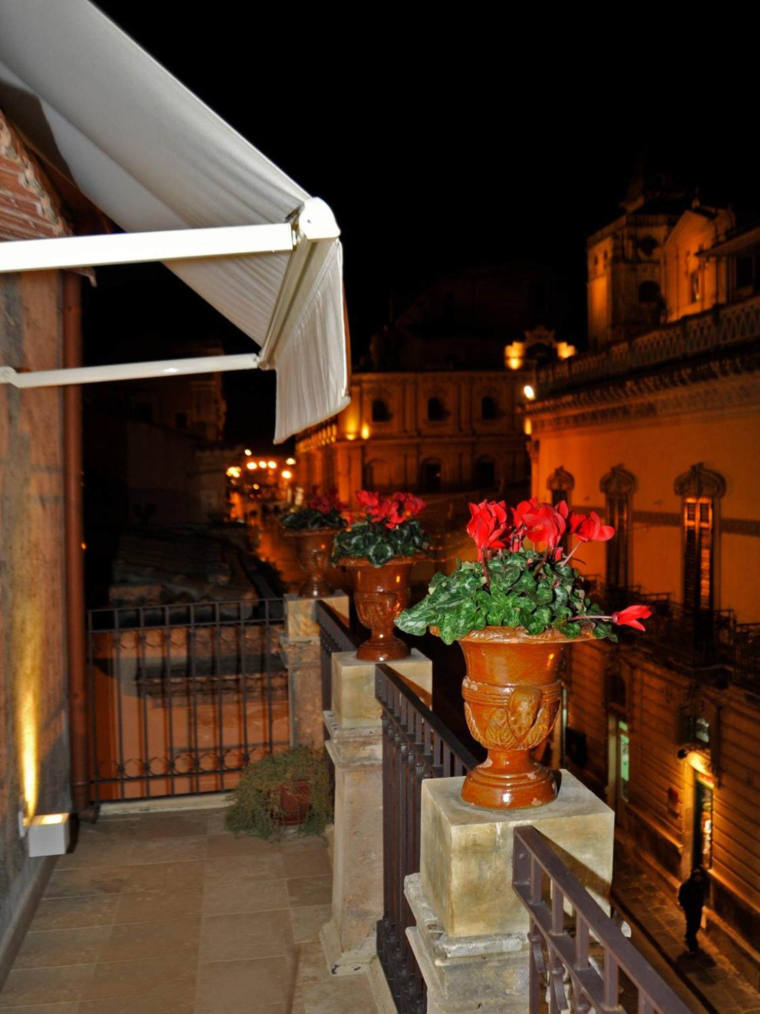Hotel Porta Reale Noto Camera foto